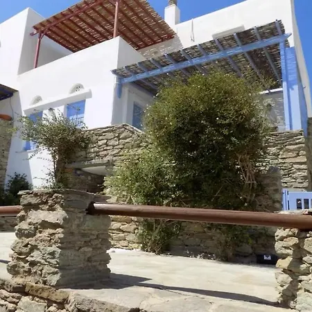 בית נופש Tinos Seaview אגיוס סוסטיס